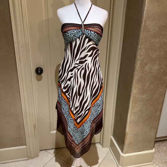 Beautiful dress with zebra print accent - Picture 1 of 10